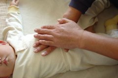 С¶ù˯¾õ³£Ä¥ÑÀÊÇʲô